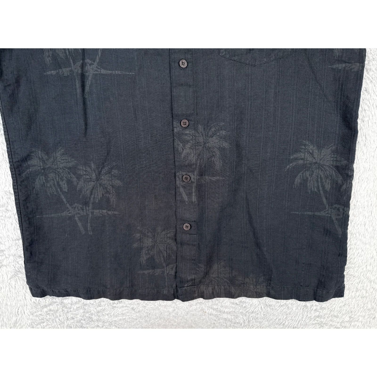 Vintage Solitude Shirt Palm Tree Button-Up Linen Blend Hawaiian Adult Large Black Floral 40 in Chest Short Sleeve Hawaii Mens Size US L / EU 52-54 / 3 - 5 Thumbnail