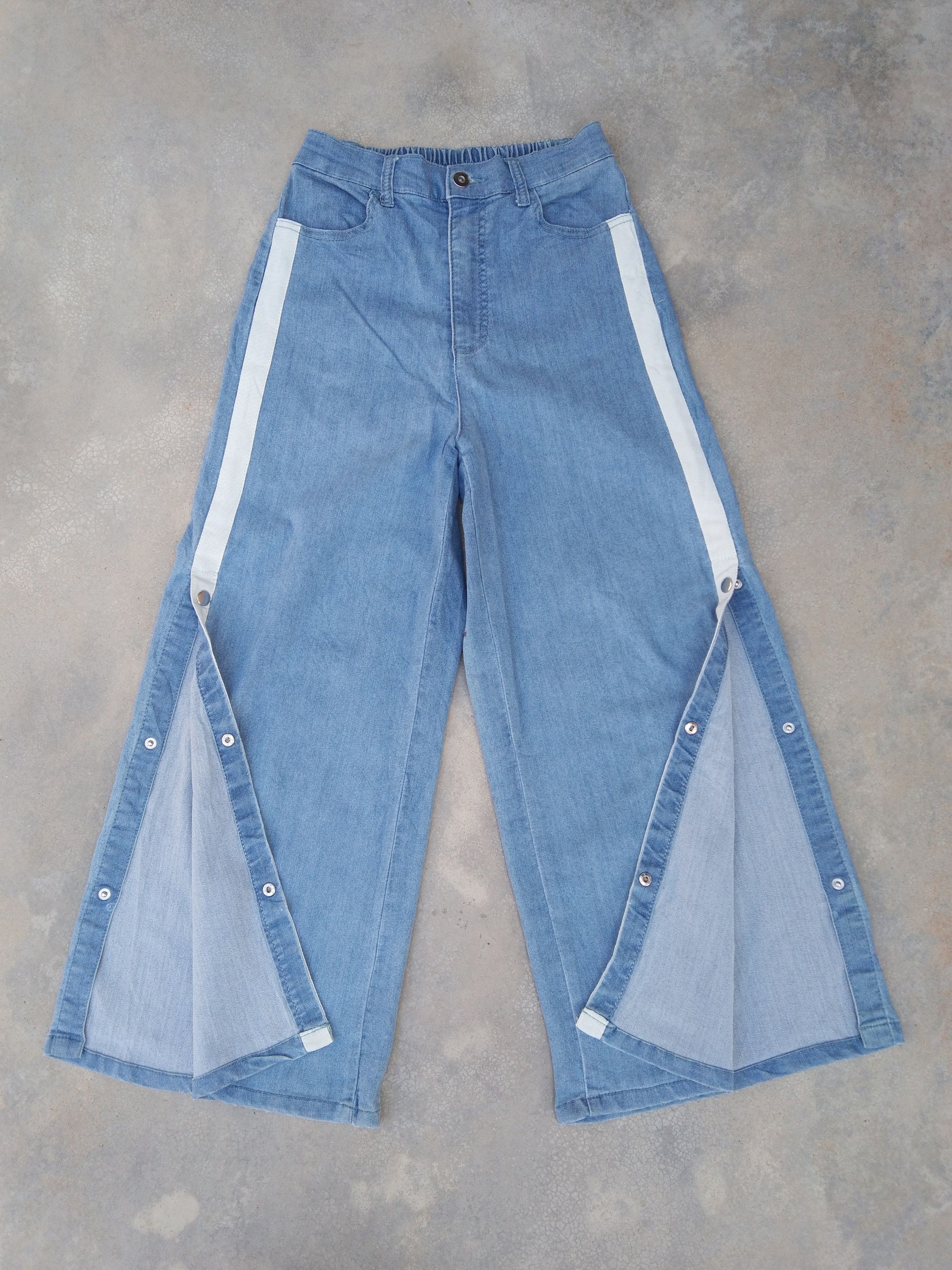image of Jean x Vintage Retro Super Baggy Wide Leg Pants in Light Blue, Men's (Size 28)