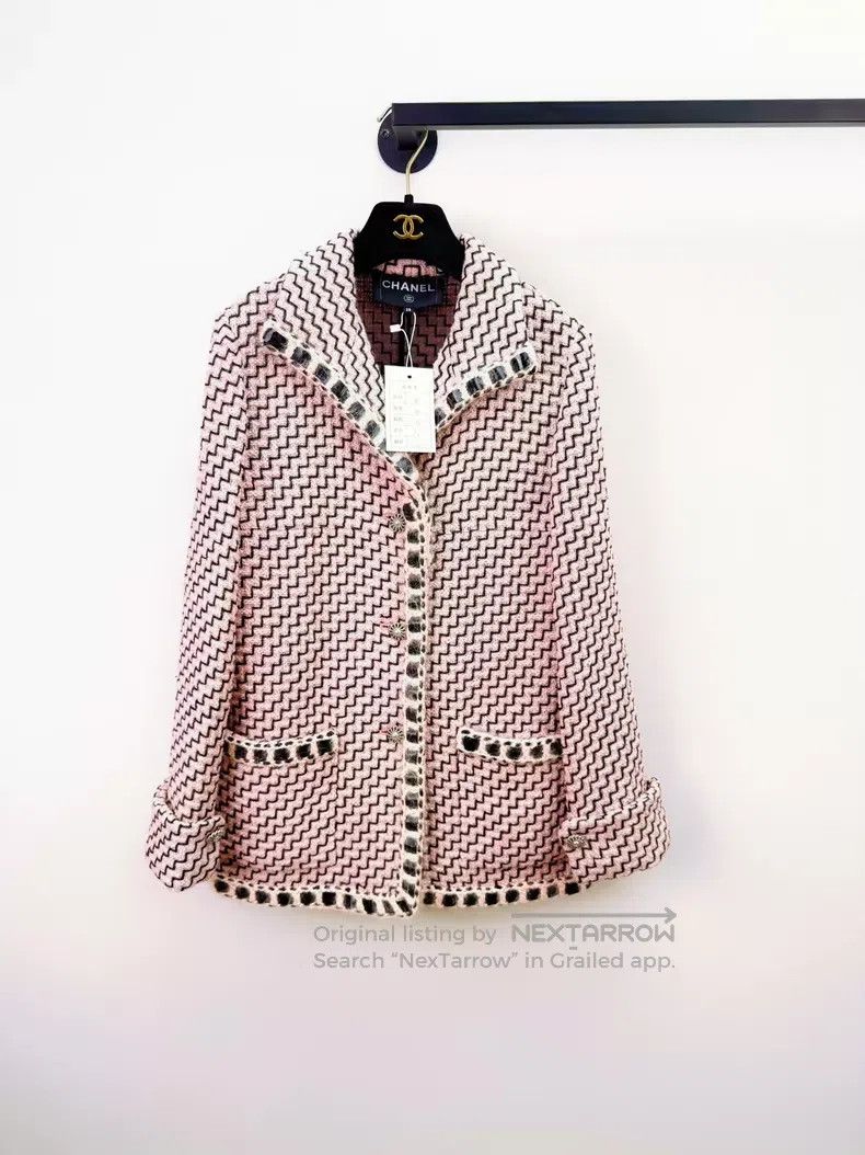 Chanel Chanel Knitted coat Size XS / US 0-2 / IT 36-38 - 1 Thumbnail
