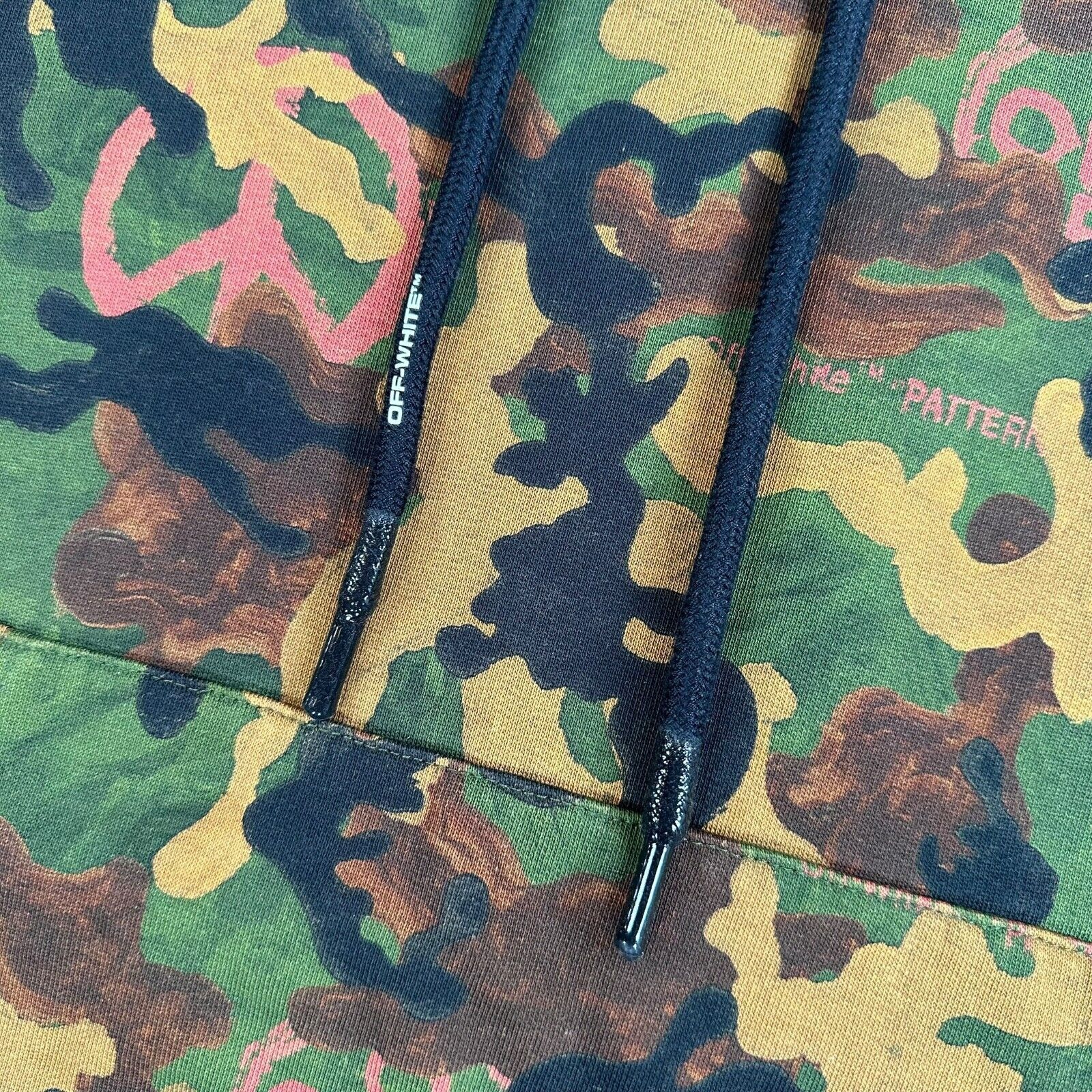 Off-White Off-White Size S Giant Oversized Woodland Camo Hoodie Peace Size US S / EU 44-46 / 1 - 6 Thumbnail