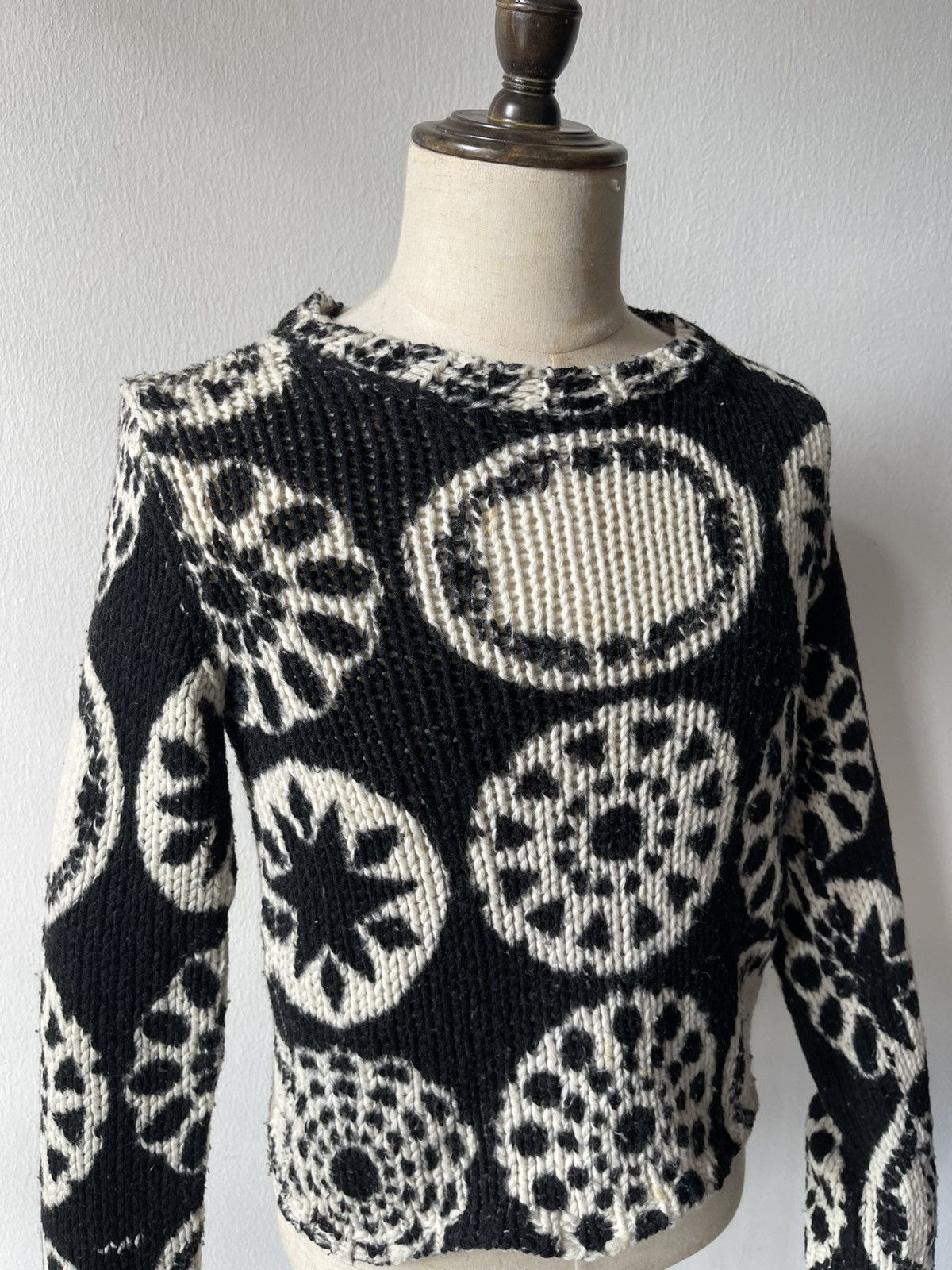 Comme des Garcons 2001 Comme Des Garcons Circle Motive Wool Knit C2 Size US S / EU 44-46 / 1 - 4 Thumbnail