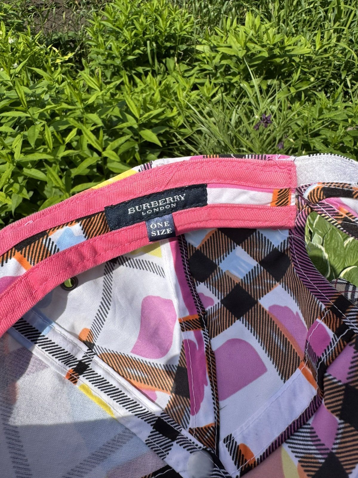 Burberry × Vintage Vintage Burberry Y2K camo Nova Check rare cap luxury Size ONE SIZE - 12 Thumbnail