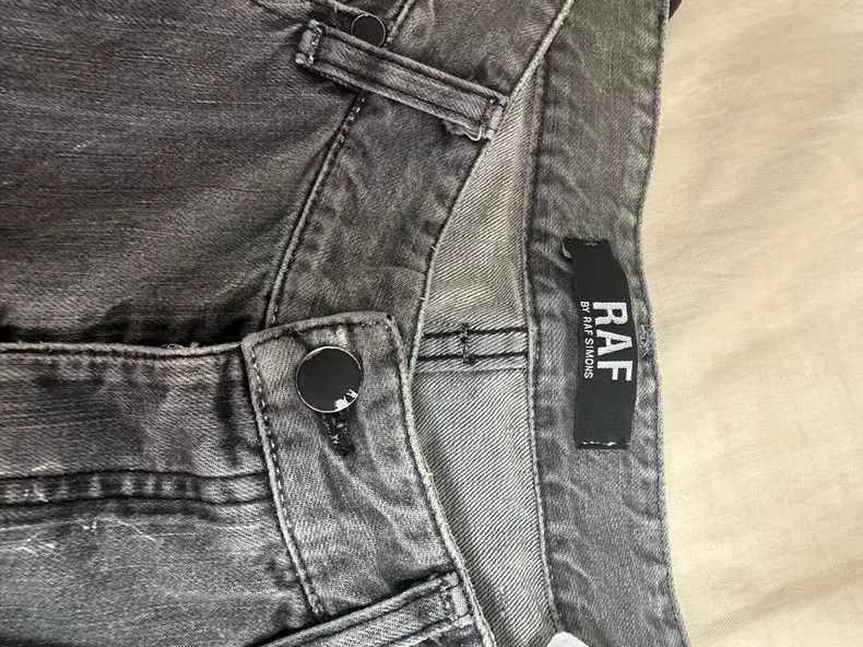 Raf Simons Raf Simons ripped jeans Size US 34 / EU 50 - 3 Thumbnail