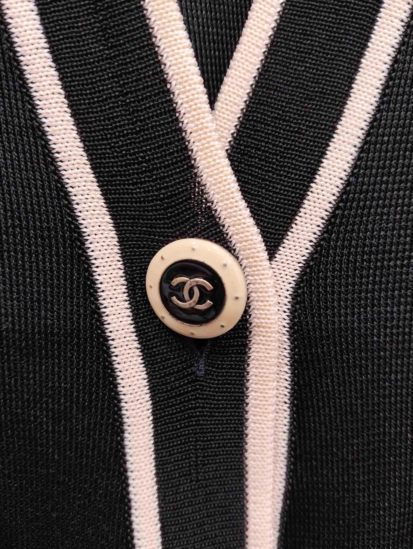Chanel Chanel ice silk knit cardigan vest 2pc 34 Size XS / US 0-2 / IT 36-38 - 7 Thumbnail
