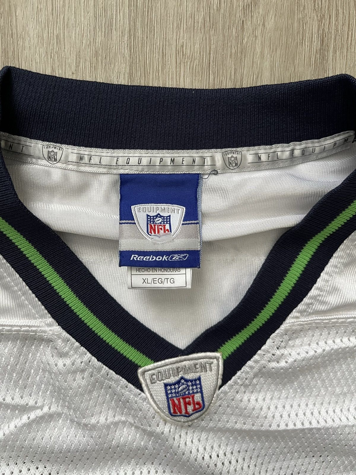 NFL Matt Hasselbeck ON FIELD Jersey Size US XL / EU 56 / 4 - 11 Thumbnail