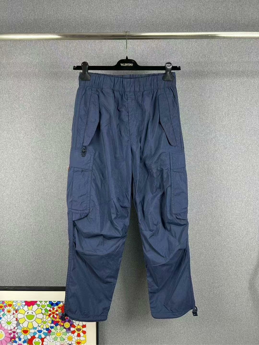Louis Vuitton louis vuitton nylon cargo pants for men Size US 36 / EU 52 - 1 Thumbnail