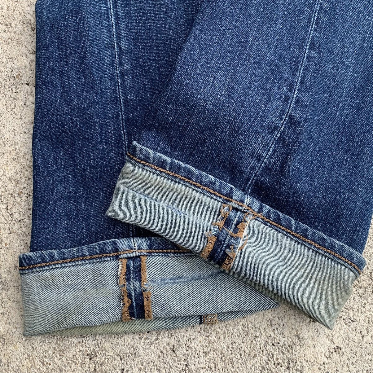 Undercover × Uniqlo Vintage Faded Two Tone Uniqlo Distressed Jeans Denim W33 Size US 33 - 10 Thumbnail