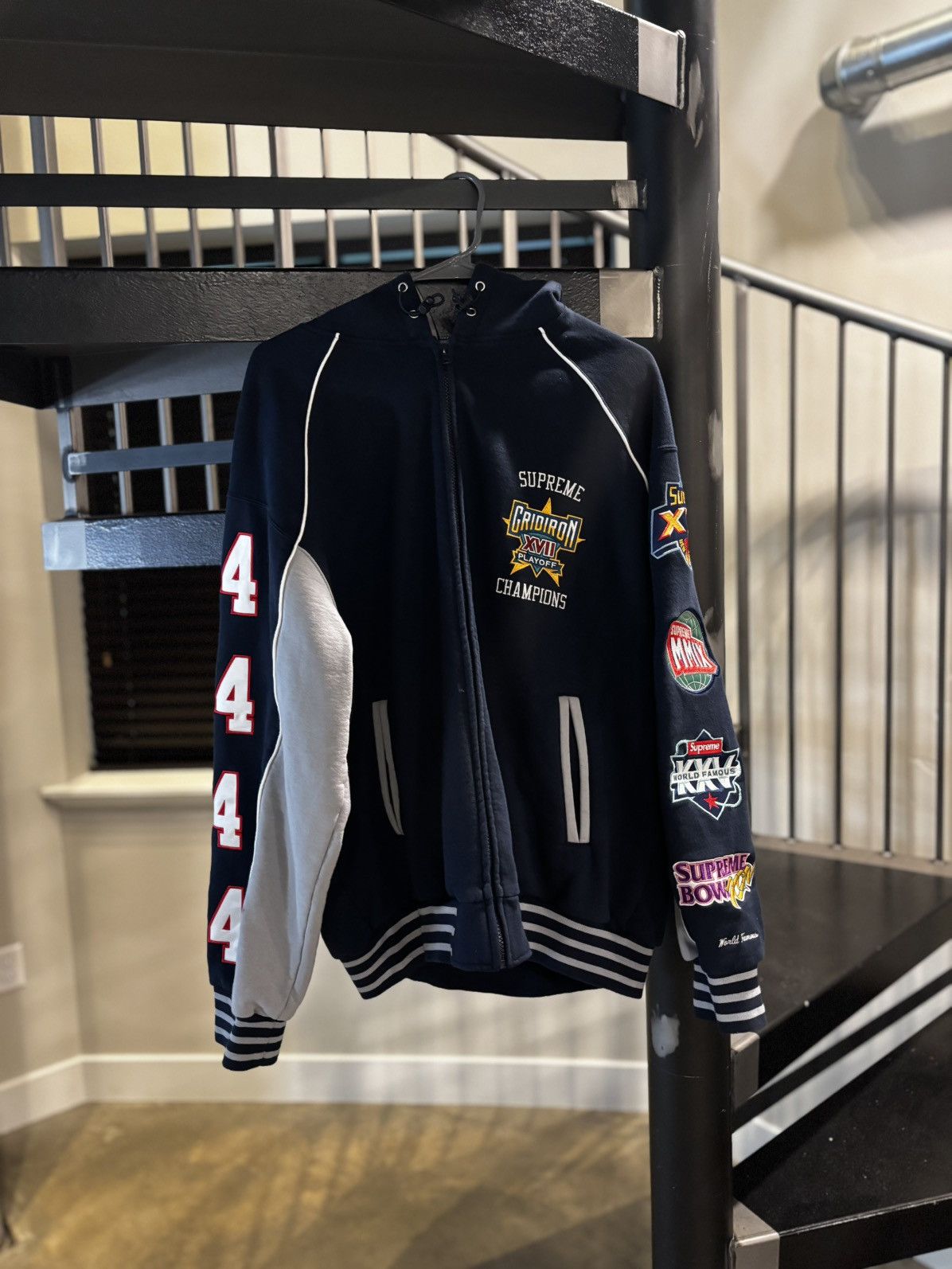 【Supreme】Playoffs Zip Up Hooded Sweatshirt★Navy★25SS★ Supreme Playoffs Zip Up Hooded Sweatshirt (SS25) - $198