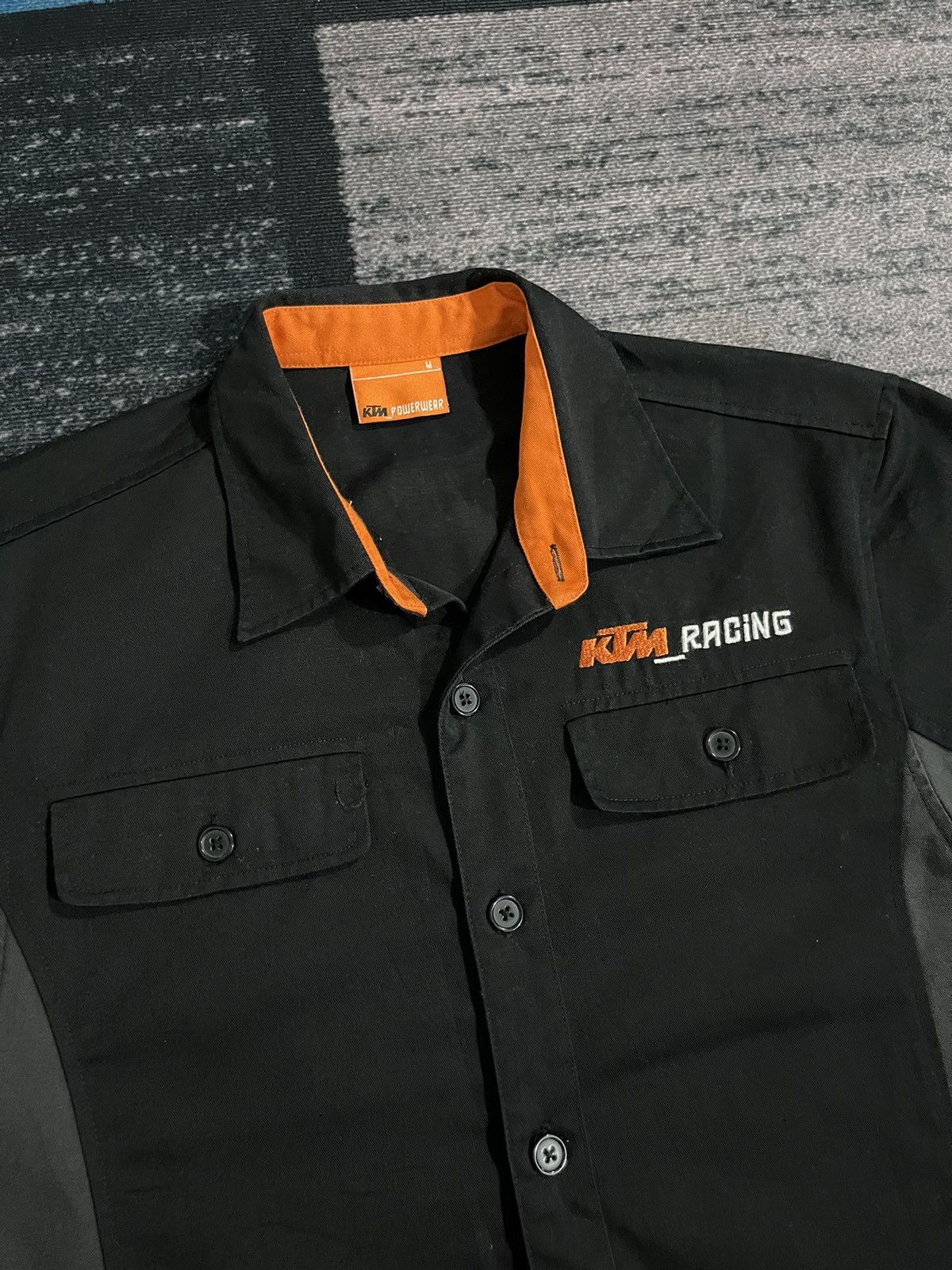 Other KTM RACING SPORTMOTORCYCLE MECHANIC SHIRT Size US M / EU 48-50 / 2 - 6 Thumbnail
