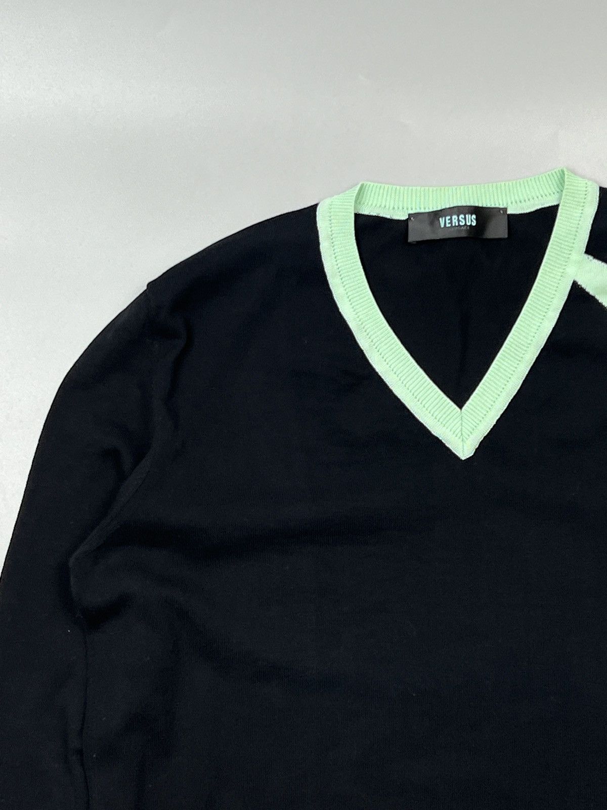 Versace × Versus Versace Versus Versace V Neck Cotton Sweater (Y0469) Size US M / EU 48-50 / 2 - 3 Thumbnail