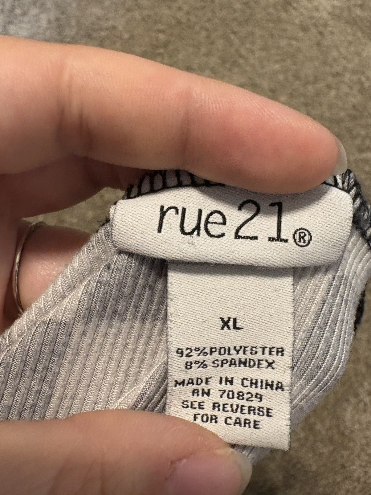 rue21 (Rue 21) Checkered Floral Tank Top: Size XL Size XL / US 12-14 / IT 48-50 - 5 Thumbnail