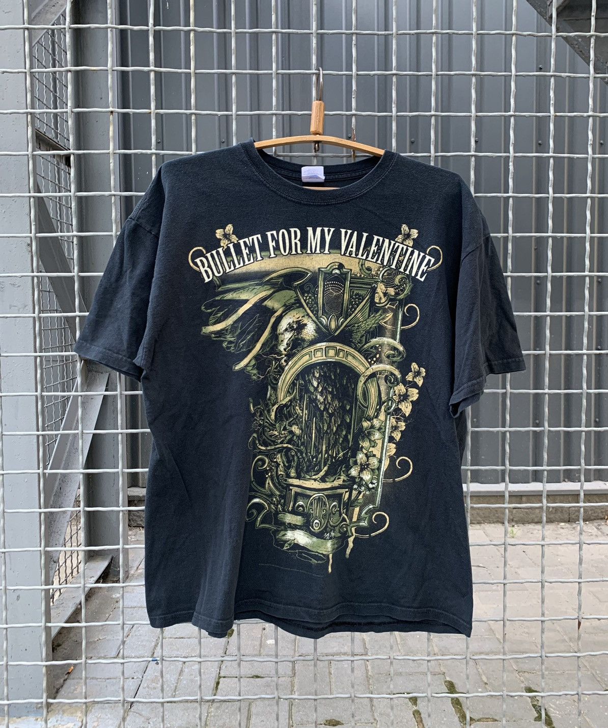 Band Tees Vintage 2000s Bullet For My Valentine Y2K Affliction Tee Size US XL / EU 56 / 4 - 1 Thumbnail