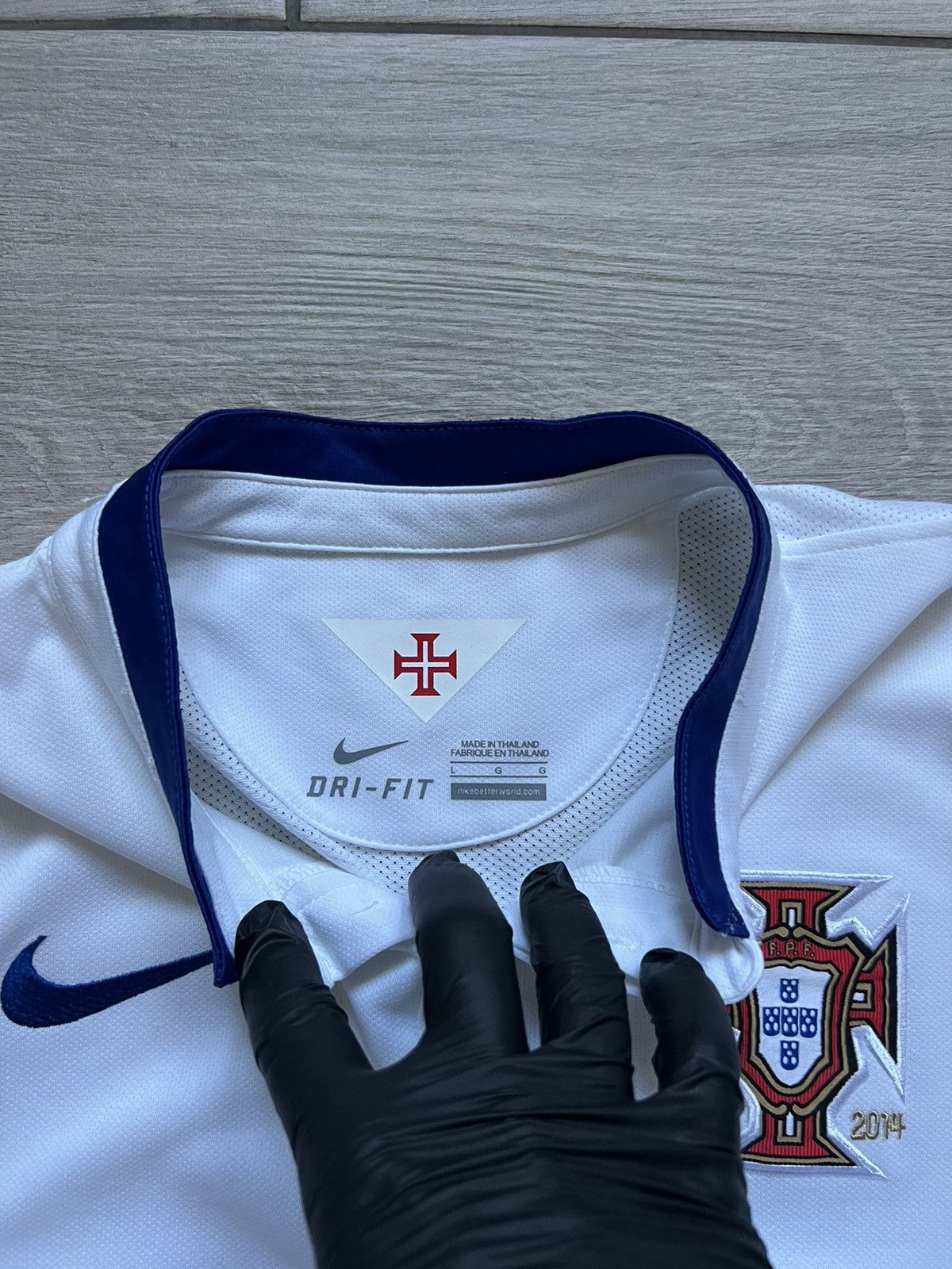 Nike Nike Portugal National Team Soccer Jersey White Size US L / EU 52-54 / 3 - 13 Thumbnail