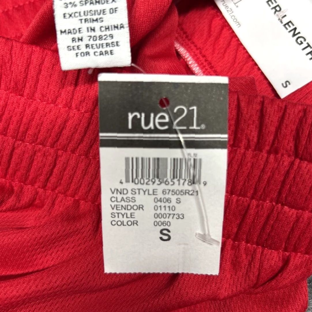 Vintage Rue21 Athletic Shorts Womens S Red Pull On Stretch Epic Stripe Longer Length New Size 28" / US 6 / IT 42 - 8 Thumbnail