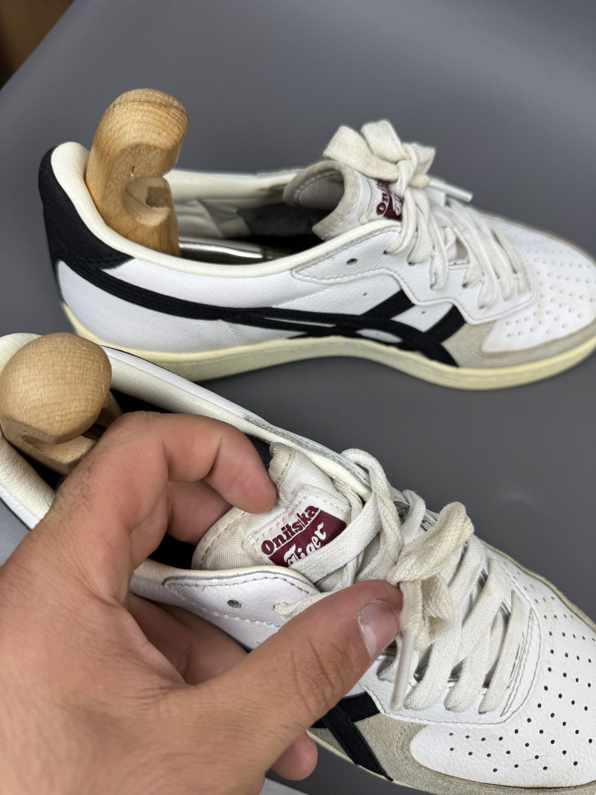 Asics × Japanese Brand × Vintage Mens Vintage ASICS onitsuka tiger low top sneakers Japanese Size US 8 / EU 41 - 15 Thumbnail