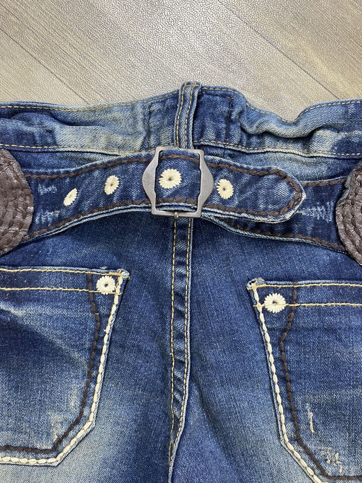 Le Grande Bleu (L.G.B.) 2000s Lolita Distressed Lgb Ifsixwasnine Style Flared Jeans Size US 30 / EU 46 - 14 Thumbnail