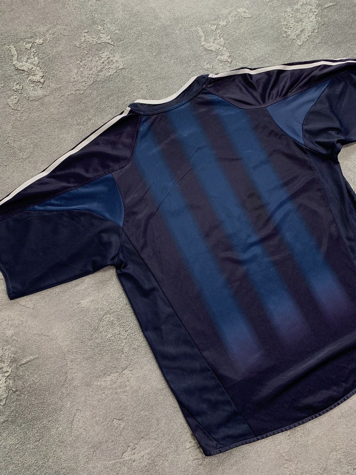 Vintage Adidas Newcastle United 2004/5 Away Soccer Football Jersey Size US L / EU 52-54 / 3 - 12 Thumbnail