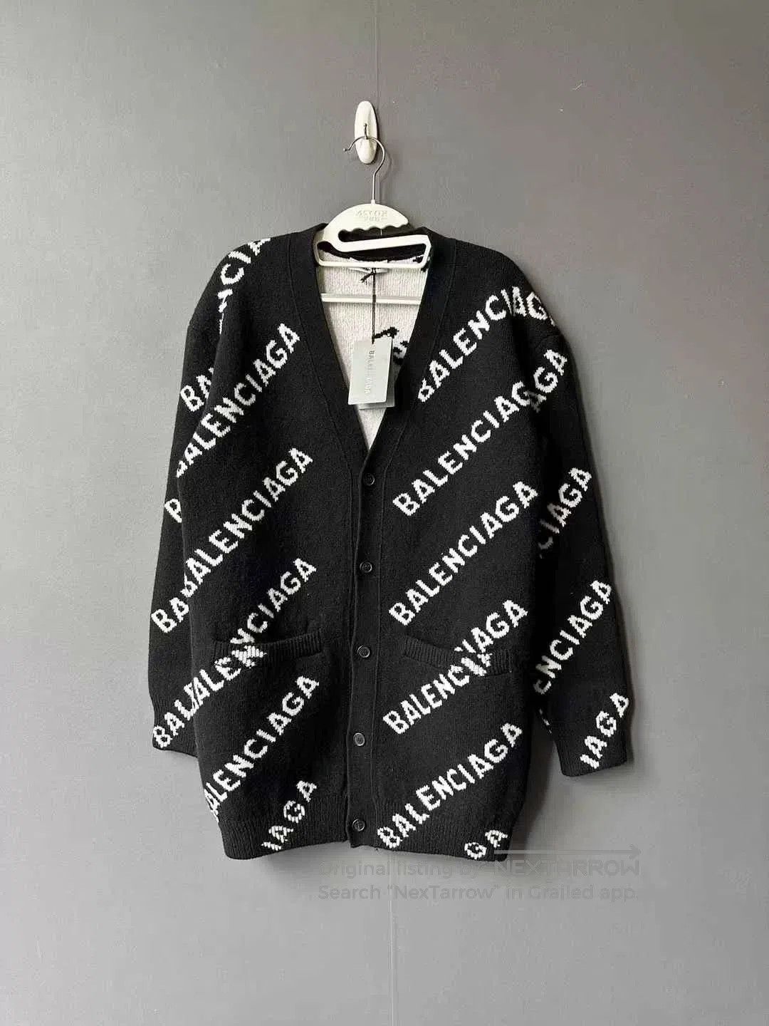 Balenciaga Balenciaga Logo Print Cardigan. Size US S / EU 44-46 / 1 - 1 Thumbnail