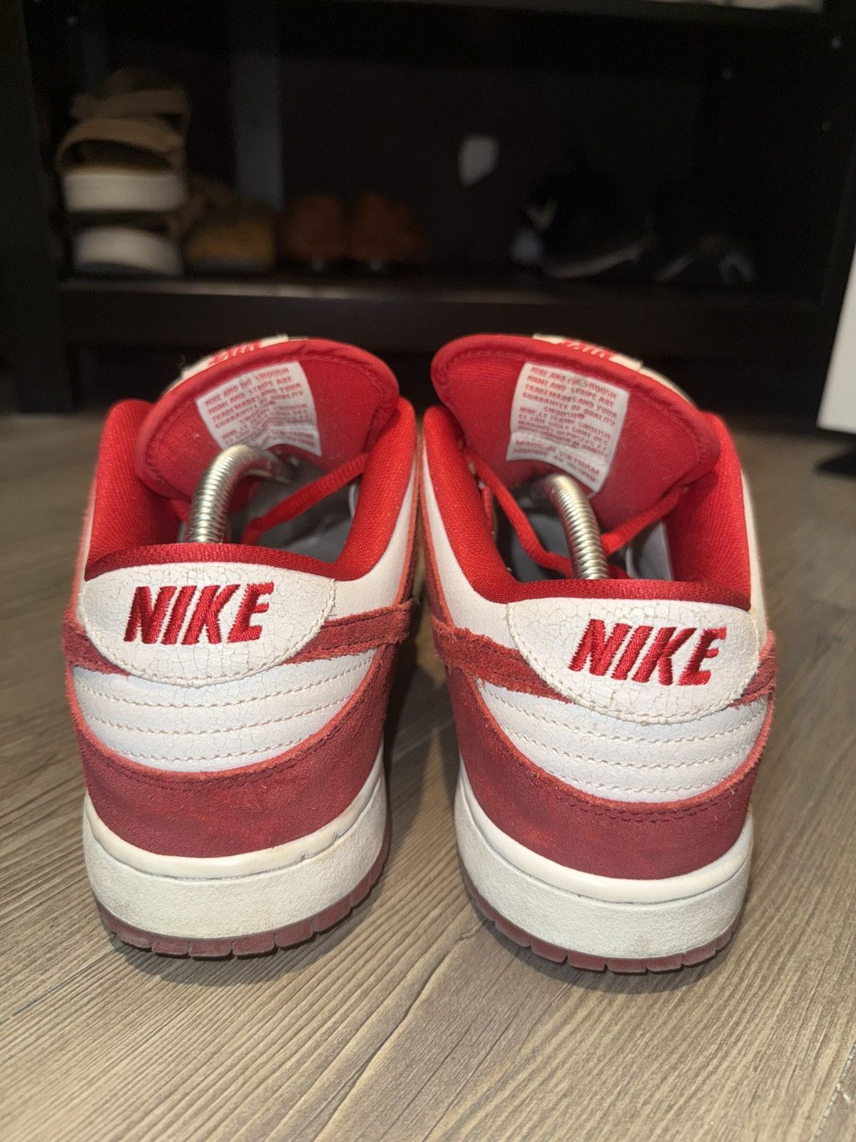 Nike Nike SB Dunk - Valentine's Day (2014) - Red/White Size US 10 / EU 43 - 4 Thumbnail