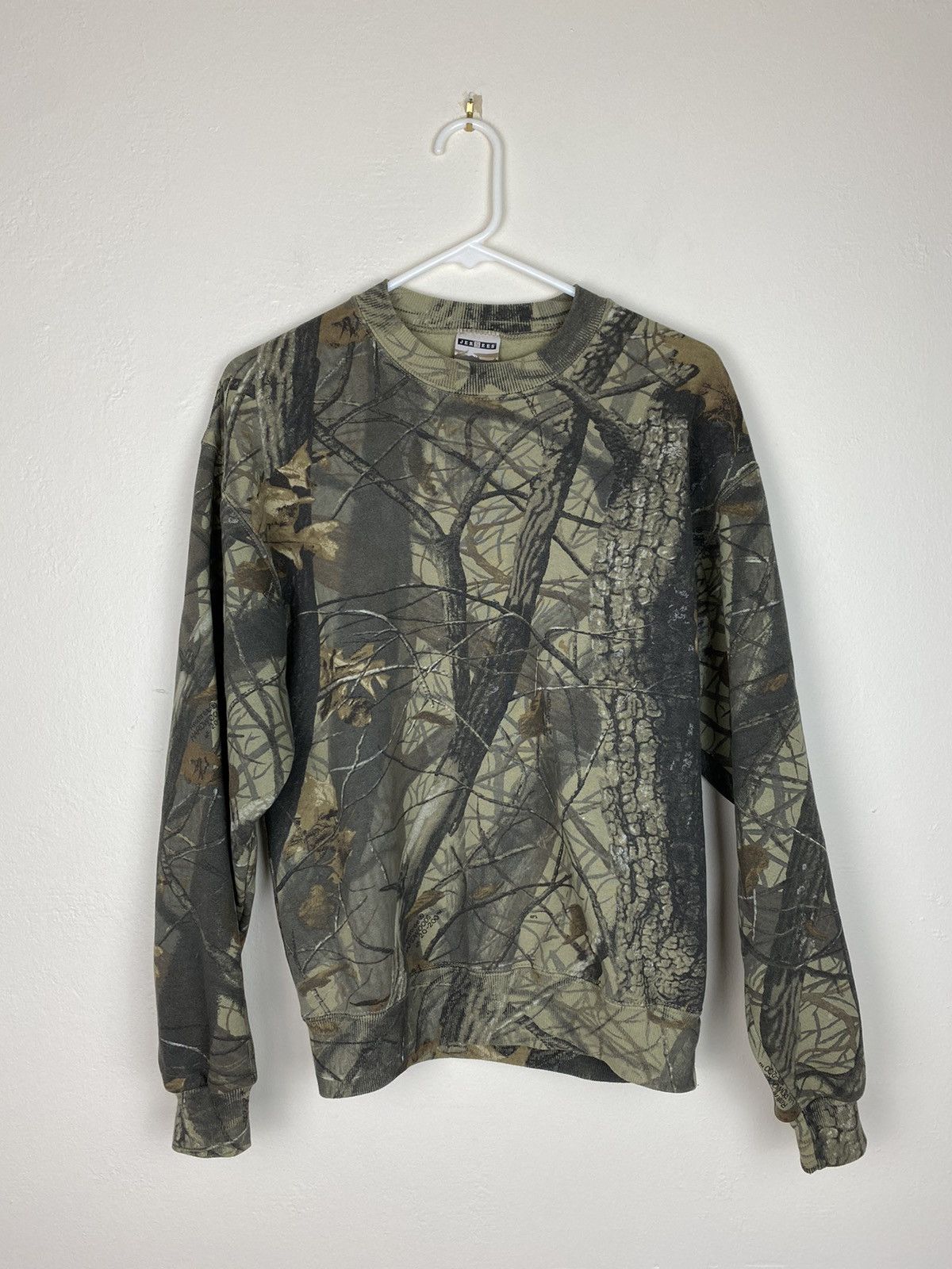 Vintage Crazy Vintage Realtree Jerzees Outdoors Camo Sweatshirt y2k Size US M / EU 48-50 / 2 - 1 Thumbnail