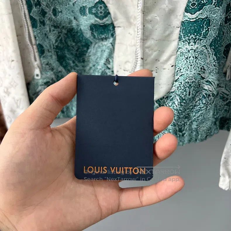 Louis Vuitton Louis Vuitton Marble full logo assault jacket Size US S / EU 44-46 / 1 - 4 Thumbnail