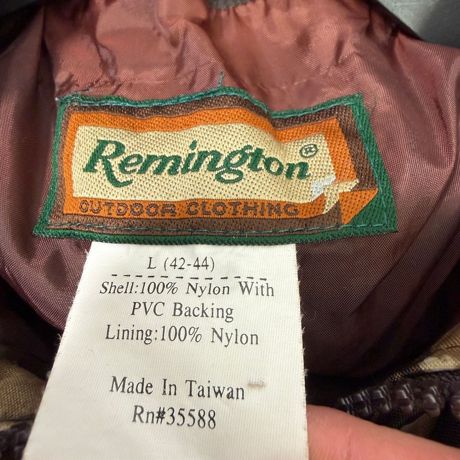 Vintage Remington Hunting Jacket Large Camo Nylon Full Zip Hooded Size US L / EU 52-54 / 3 - 4 Thumbnail