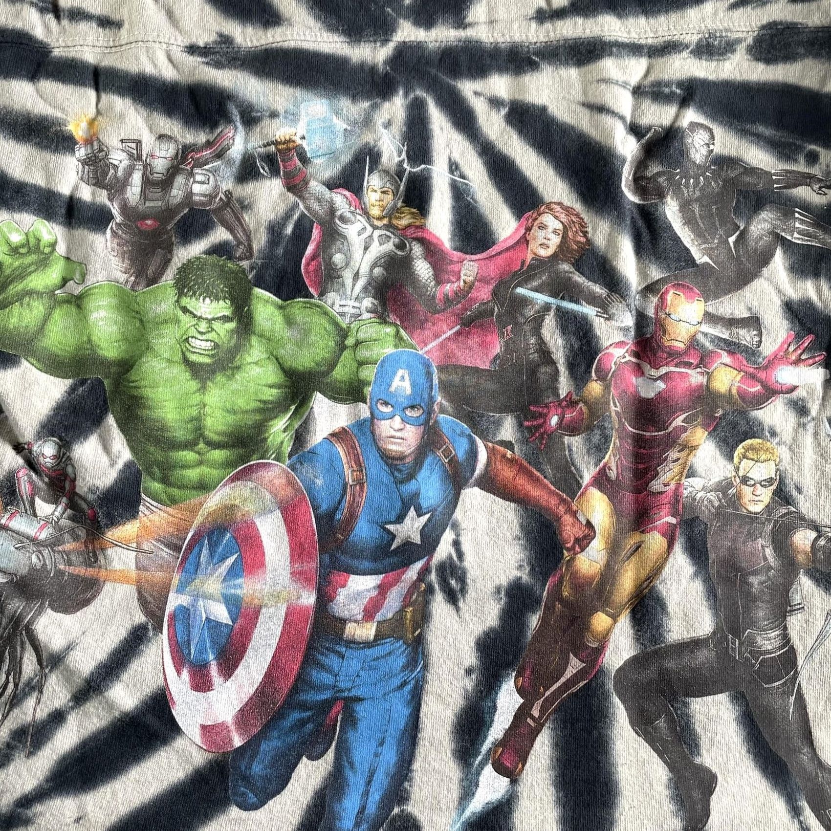 Vintage VINTAGE Marvel Avengers Sweatshirt Mens Medium Tie Dye Spirit Jersey Long Sleeve Size US M / EU 48-50 / 2 - 2 Thumbnail