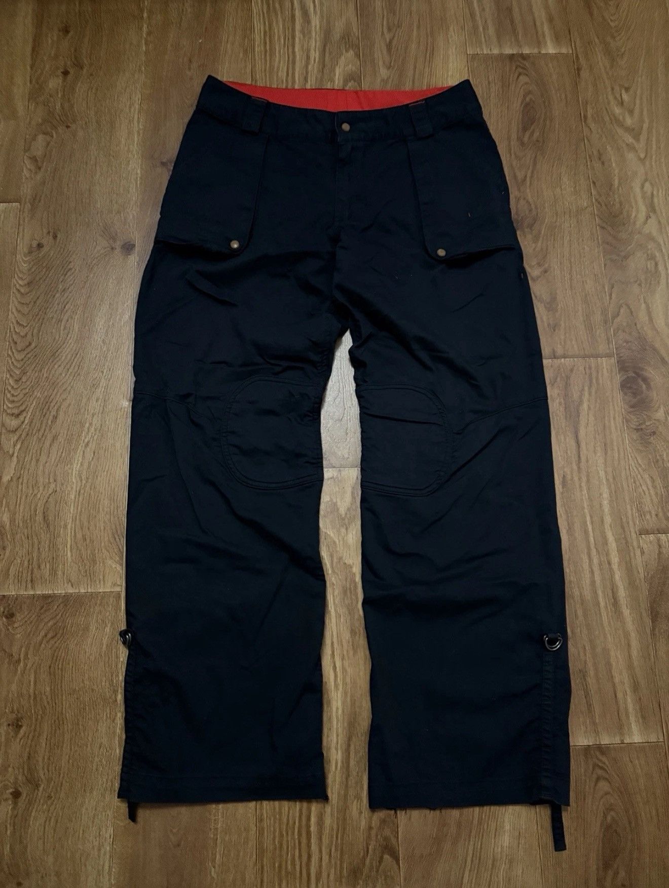 Nike Rare Nike Vintage Women`s Cargo Pants Embroidered Dragon Size 32" / US 10 / IT 46 - 7 Thumbnail