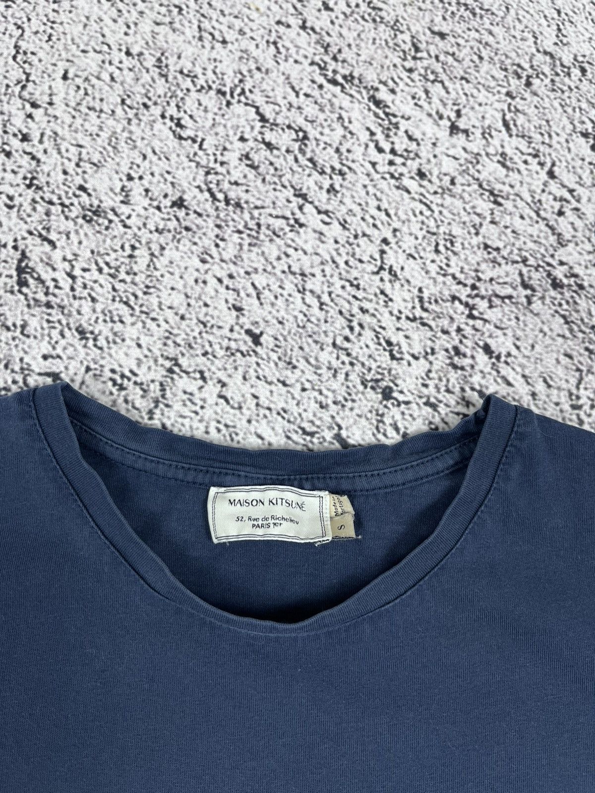 Maison Kitsune Maison Kitsune Tricolor Fox T-Shirt Size S / US 4 / IT 40 - 2 Thumbnail