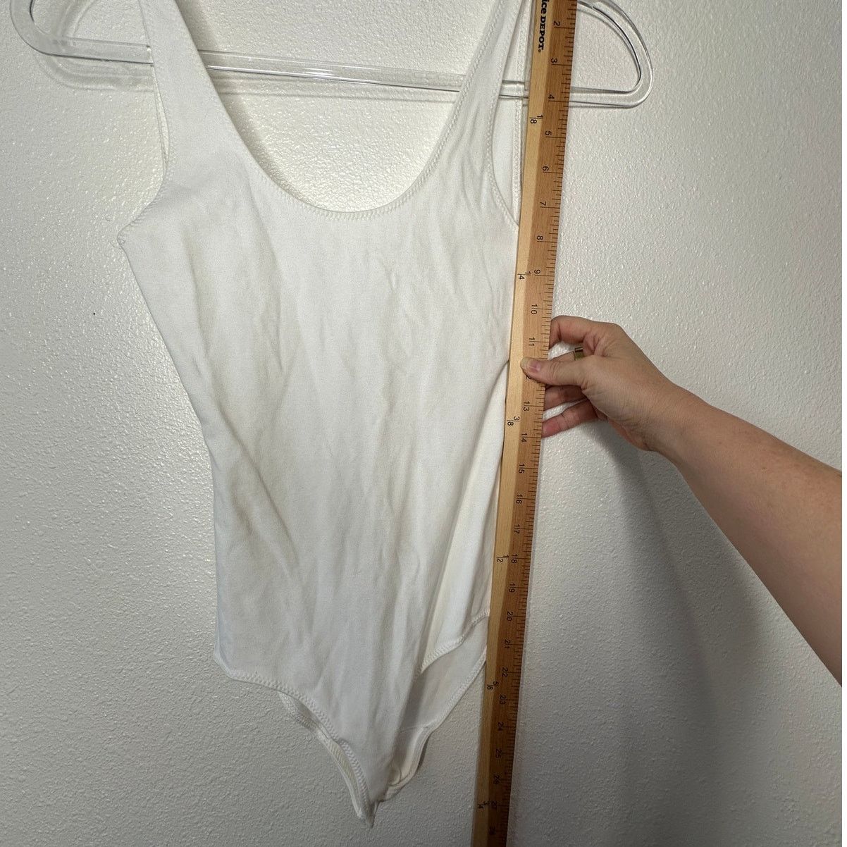 Other Wilfred Free White UNeck Bodysuit XS Minimalist Thin Stretch Size XS / US 0-2 / IT 36-38 - 12 Thumbnail