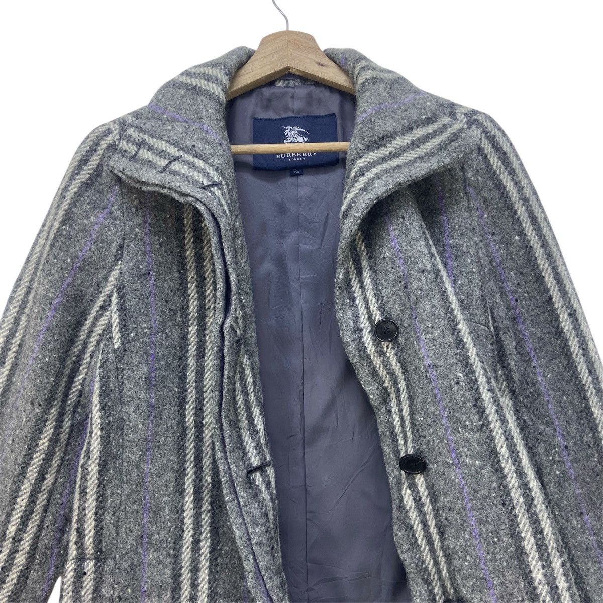 Burberry Burberry London Nova Check Shaw Collar Wool Overcoat Size XS / US 0-2 / IT 36-38 - 6 Thumbnail