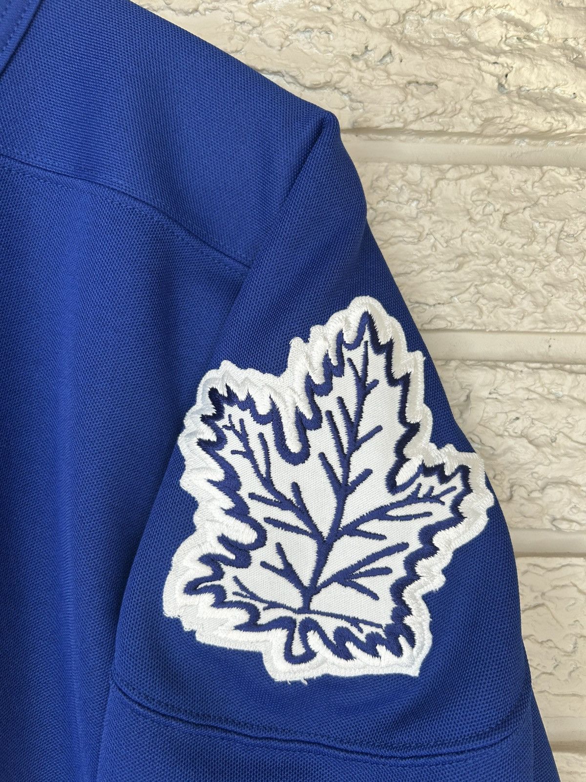 Ccm Vintage CCM Toronto Maple Leafs Center Ice Jersey Size US XXL / EU 58 / 5 - 8 Thumbnail