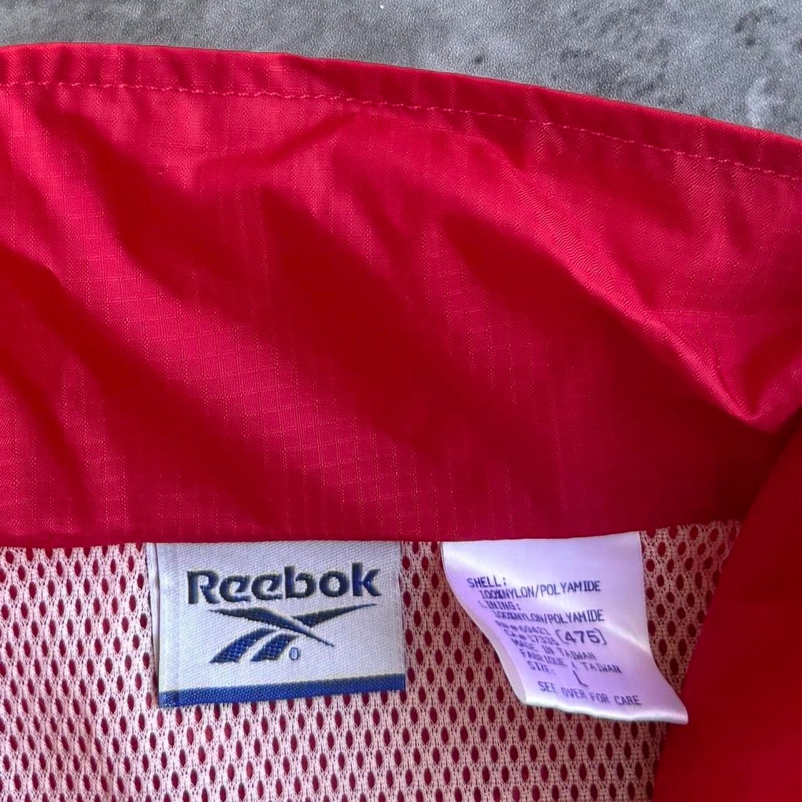 Reebok × Vintage Vintage 90s Reebok Red USA Tennis Embroidered Windbreaker Size US L / EU 52-54 / 3 - 5 Thumbnail