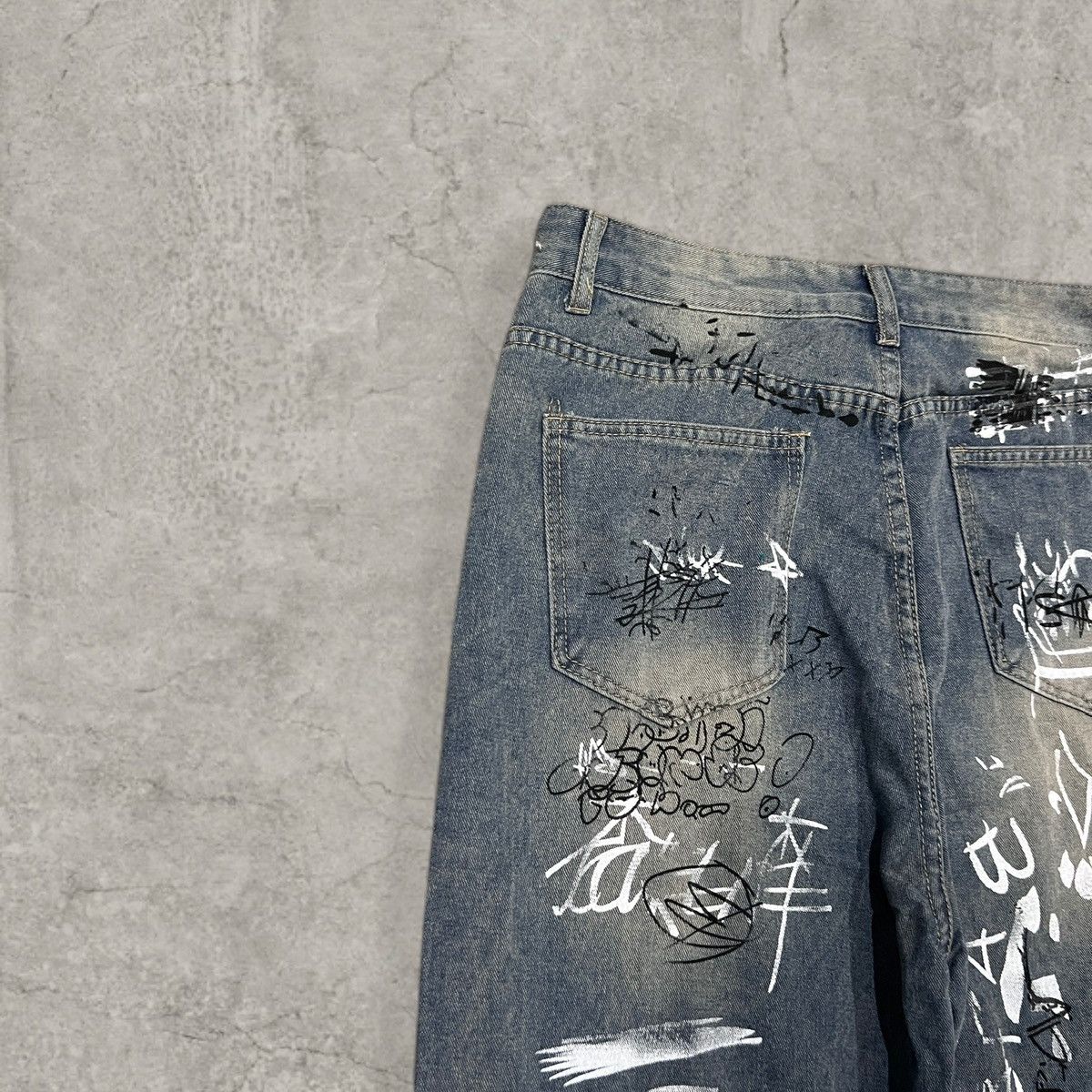 Japanese Brand Cool wide skater Japanese style jeans in faded blue. Size L Size US 34 / EU 50 - 5 Thumbnail
