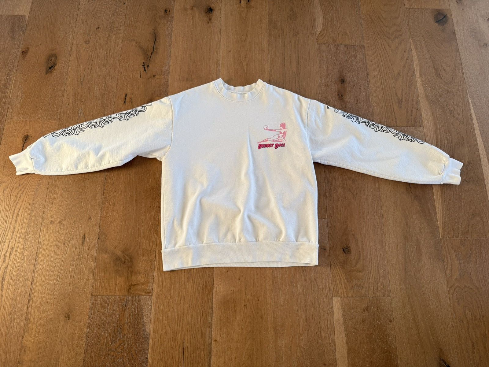 x Deadly Doll Cry on Me Crewneck Sweatshirt White Pink Mult