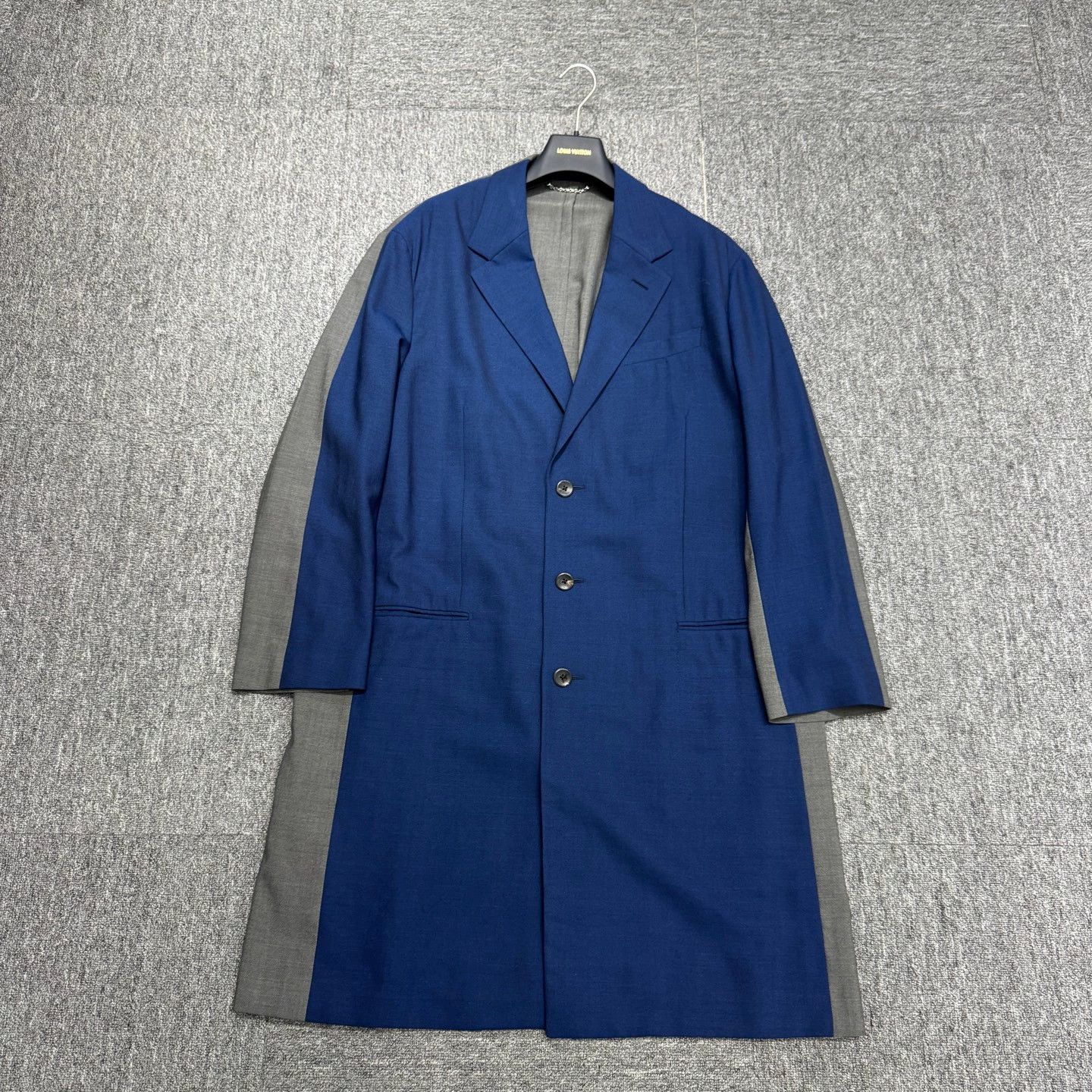 Louis Vuitton LV blue gray wool coat 48 Size US M / EU 48-50 / 2 - 1 Thumbnail