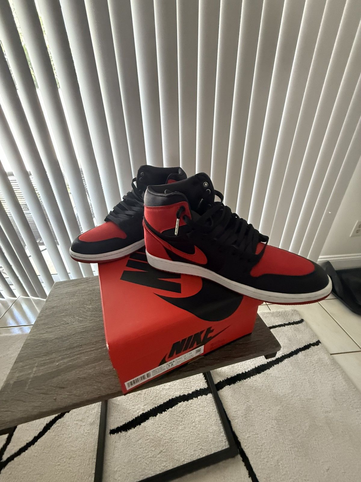 Jordan Brand Satin Bred Jordan 1 Size US 12 / EU 45 - 4 Thumbnail