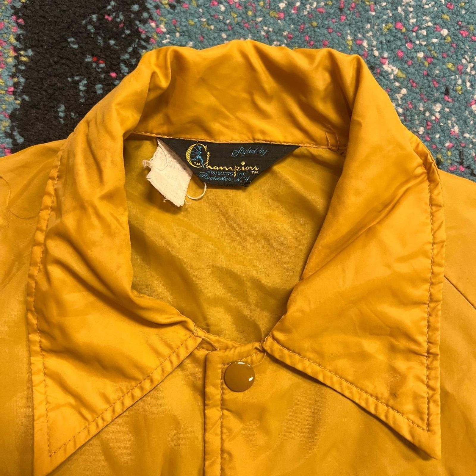 Champion VTG Champion 60s Running Man Blackhawk College Large Jacket Size US L / EU 52-54 / 3 - 2 Thumbnail