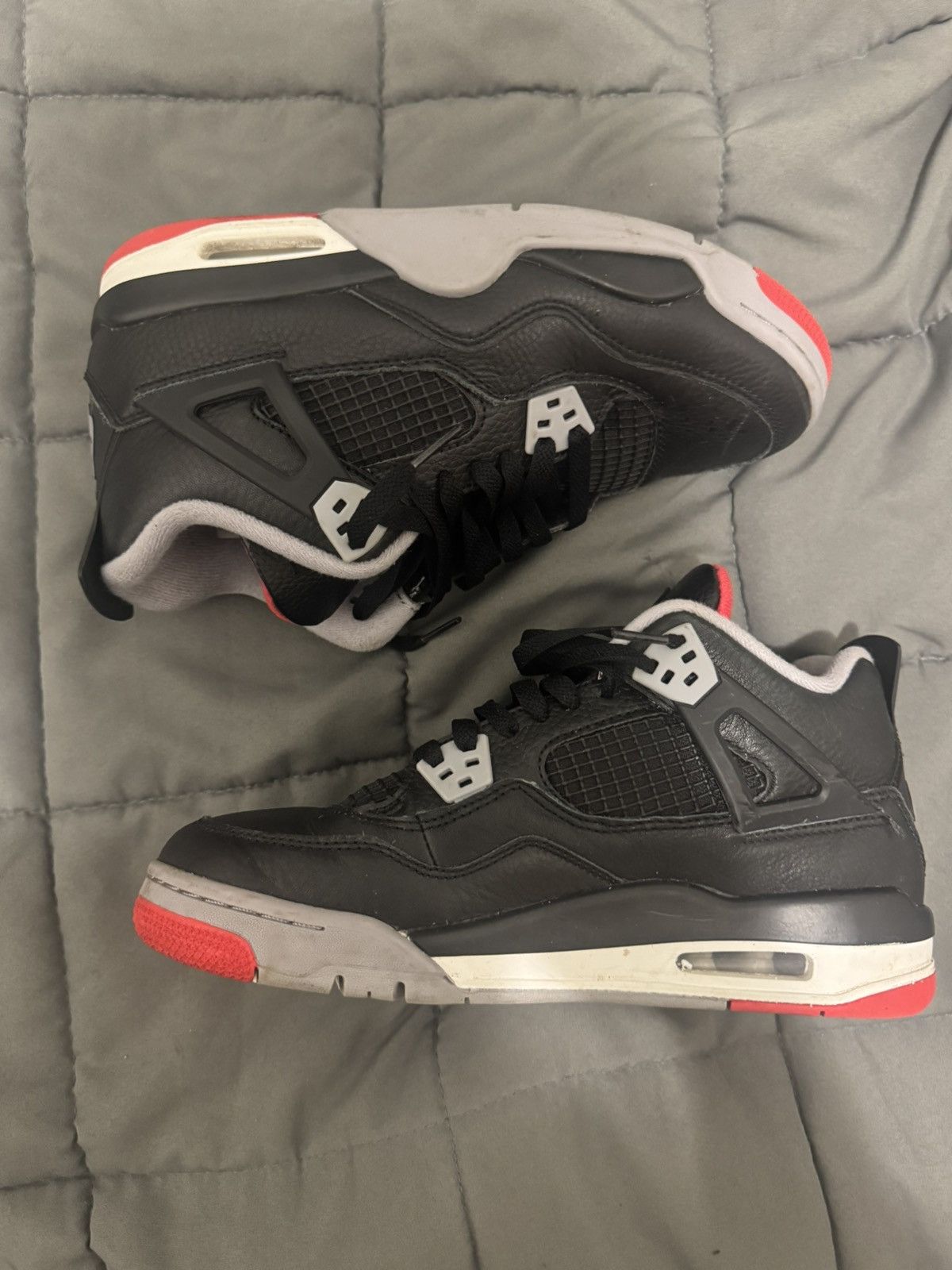 Jordan Brand Bred 4 2024 Size US 7 / EU 40 - 1 Thumbnail