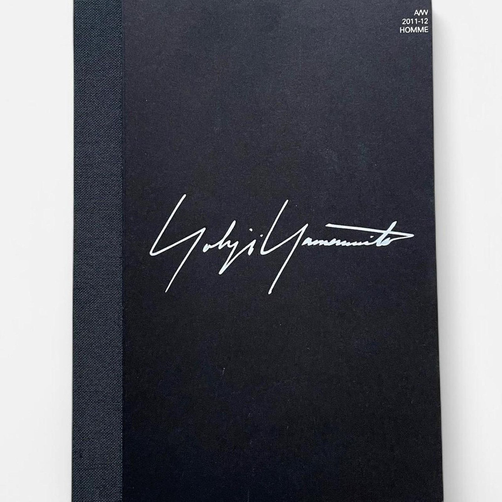 Japanese Brand × Y's × Yohji Yamamoto Yohji Yamamoto A/W 2011-12 Homme Lookbook catalog Size ONE SIZE - 1 Thumbnail