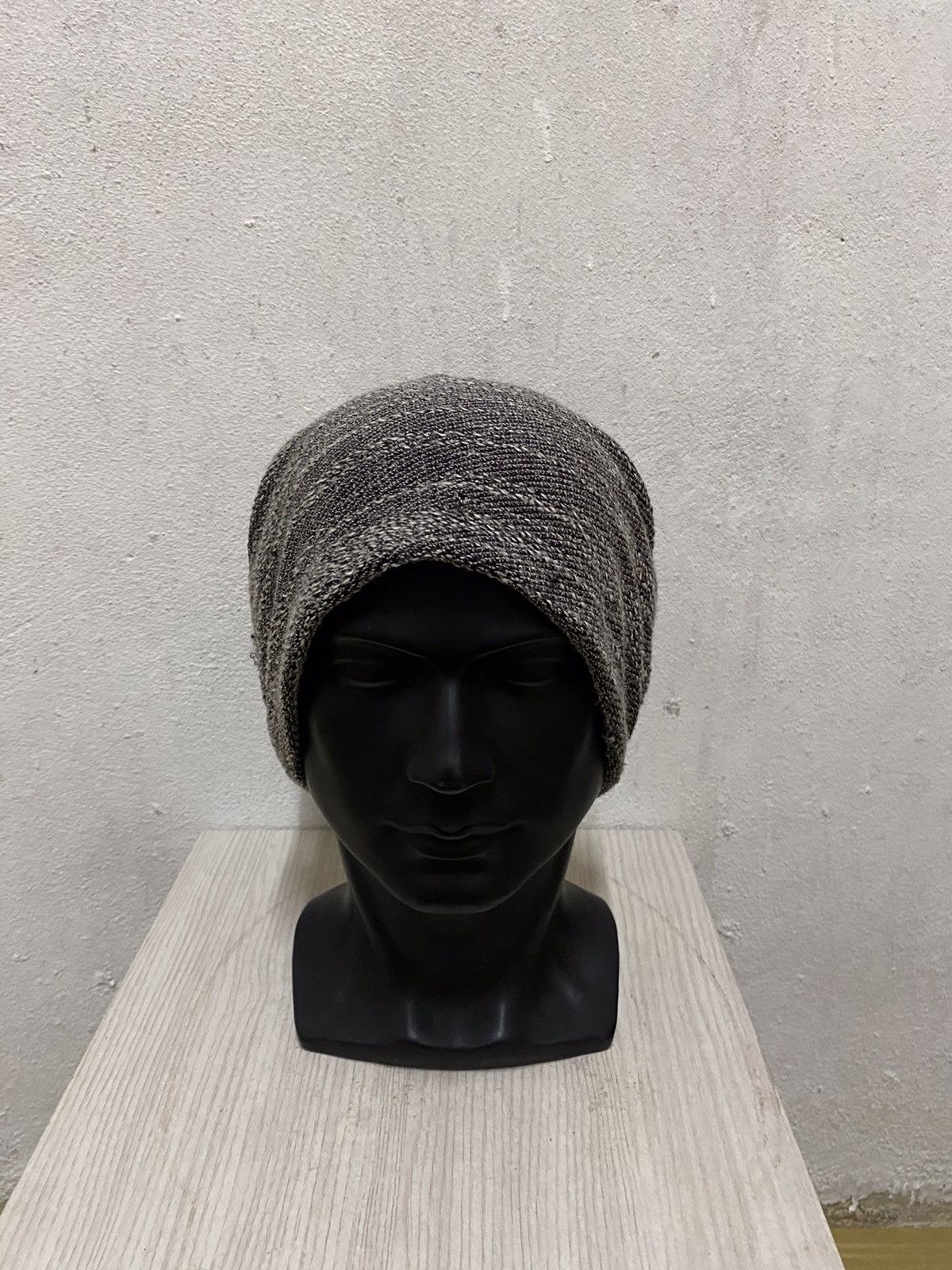 Japanese Brand Japanese Brand Plain Beanie Hat Size ONE SIZE - 2 Thumbnail