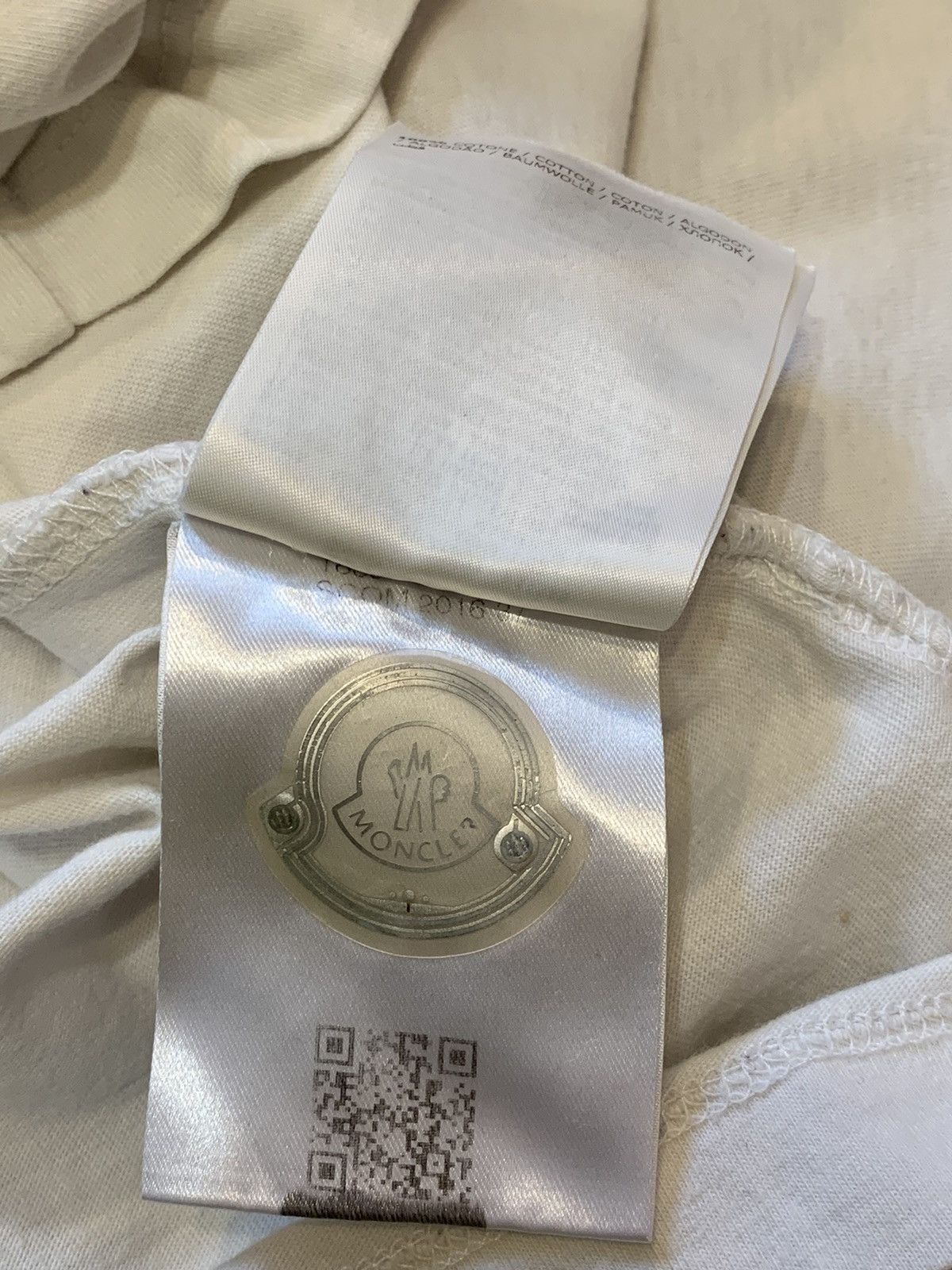Moncler Moncler T-Shirt Size US M / EU 48-50 / 2 - 7 Thumbnail