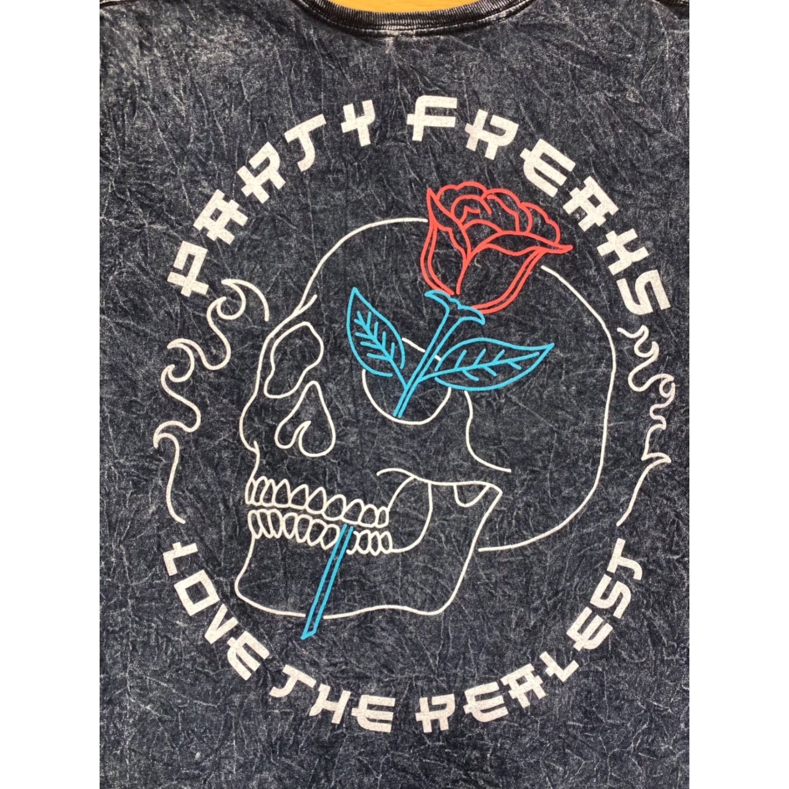 Vintage Chemistry Skull Graphic T Shirt XL Tie Dye Black Men Crew Neck Short Sleeve Size US XL / EU 56 / 4 - 2 Thumbnail