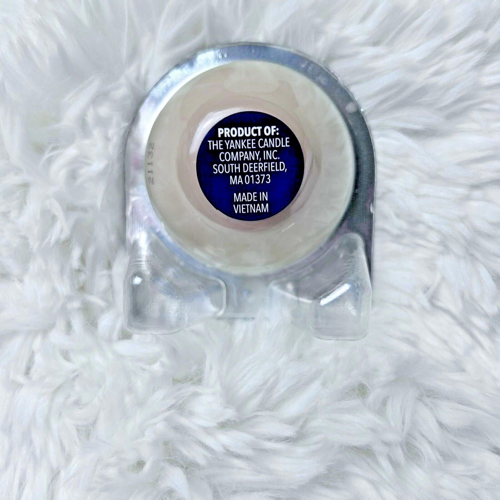 Designer 2 Pack Yankee Candle Wax Melt Singles SNOW GLOBE WONDERLAND Size ONE SIZE - 3 Thumbnail