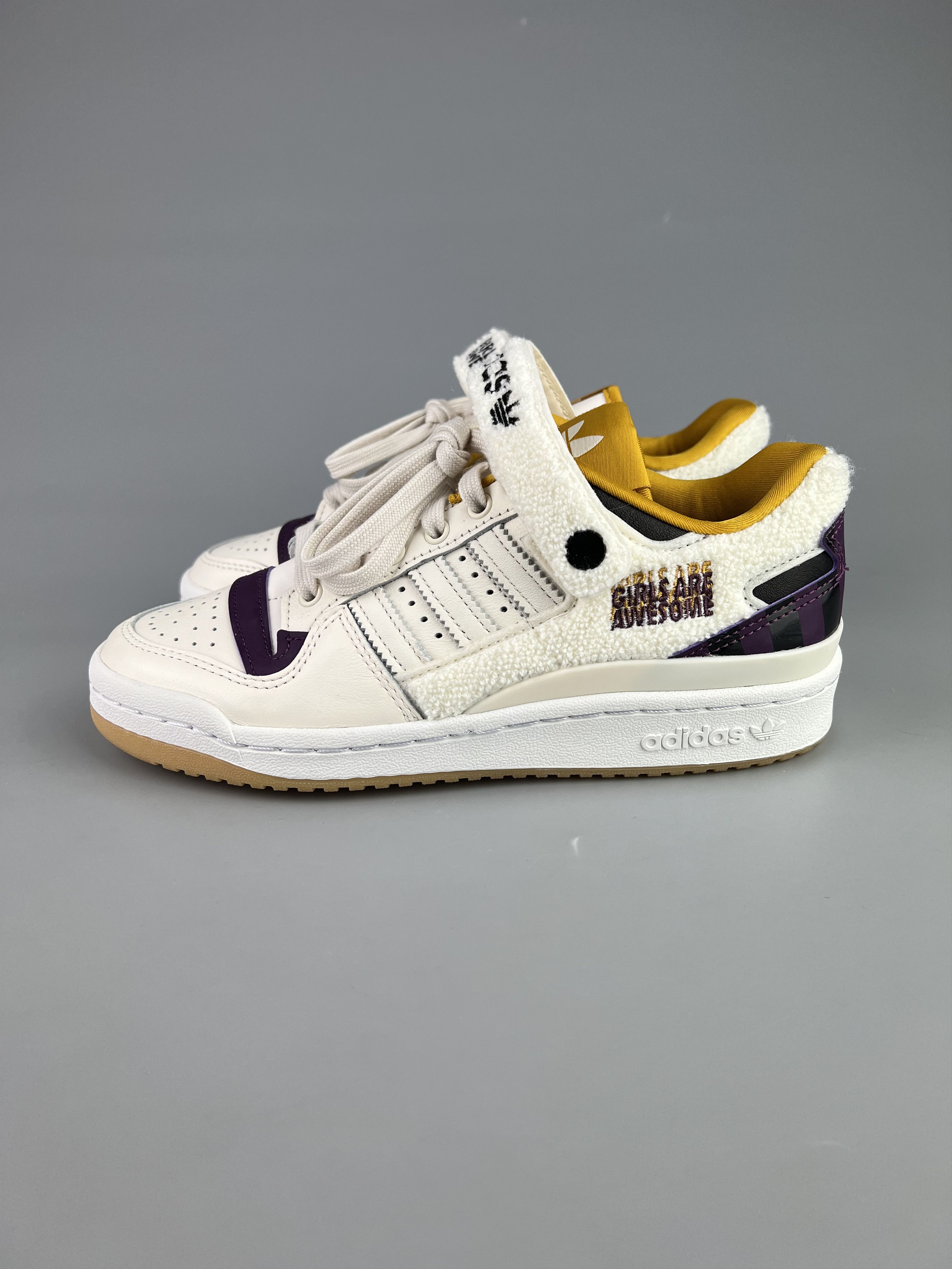 Adidas Adidas Forum Low x Girls Are Awesome Women's Size US 6 Size US 6 / IT 36 - 2 Thumbnail