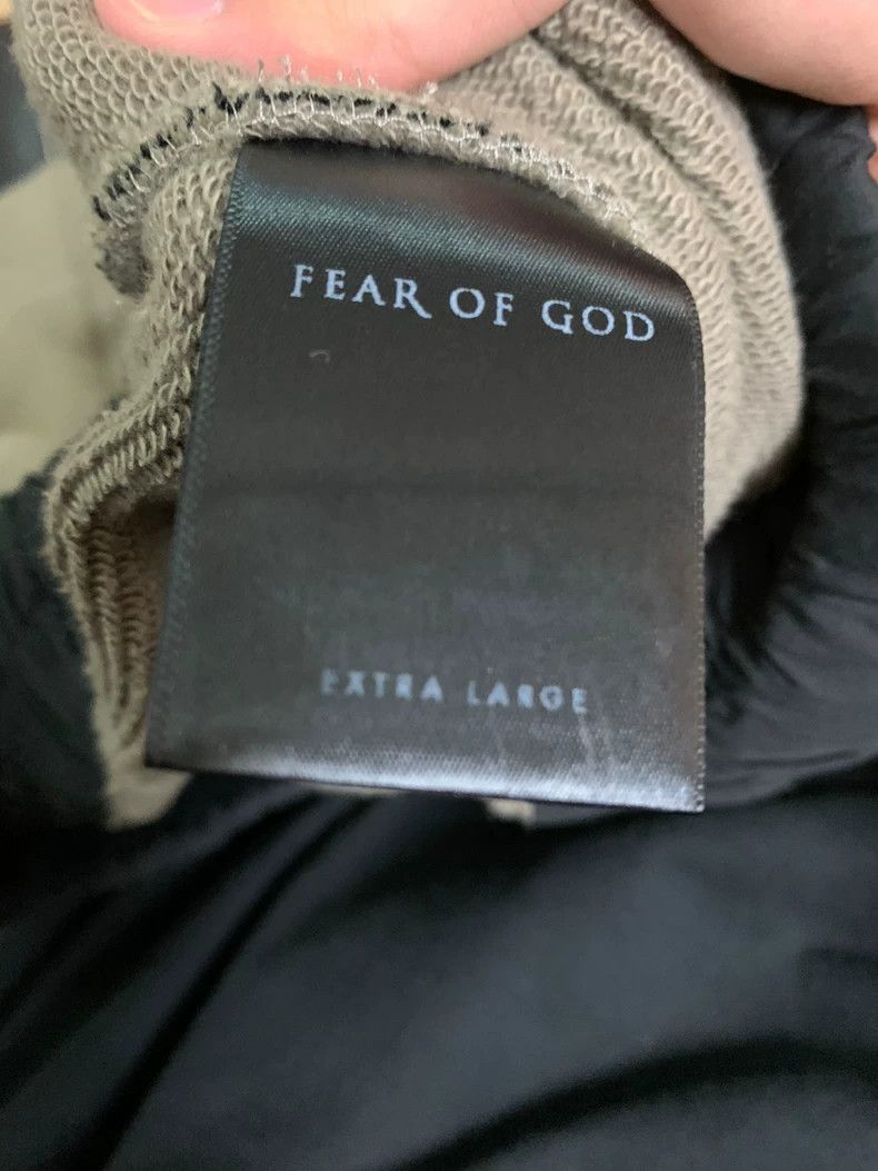 Fear of God Fear of God Sand-colored shorts Size US 34 / EU 50 - 4 Thumbnail