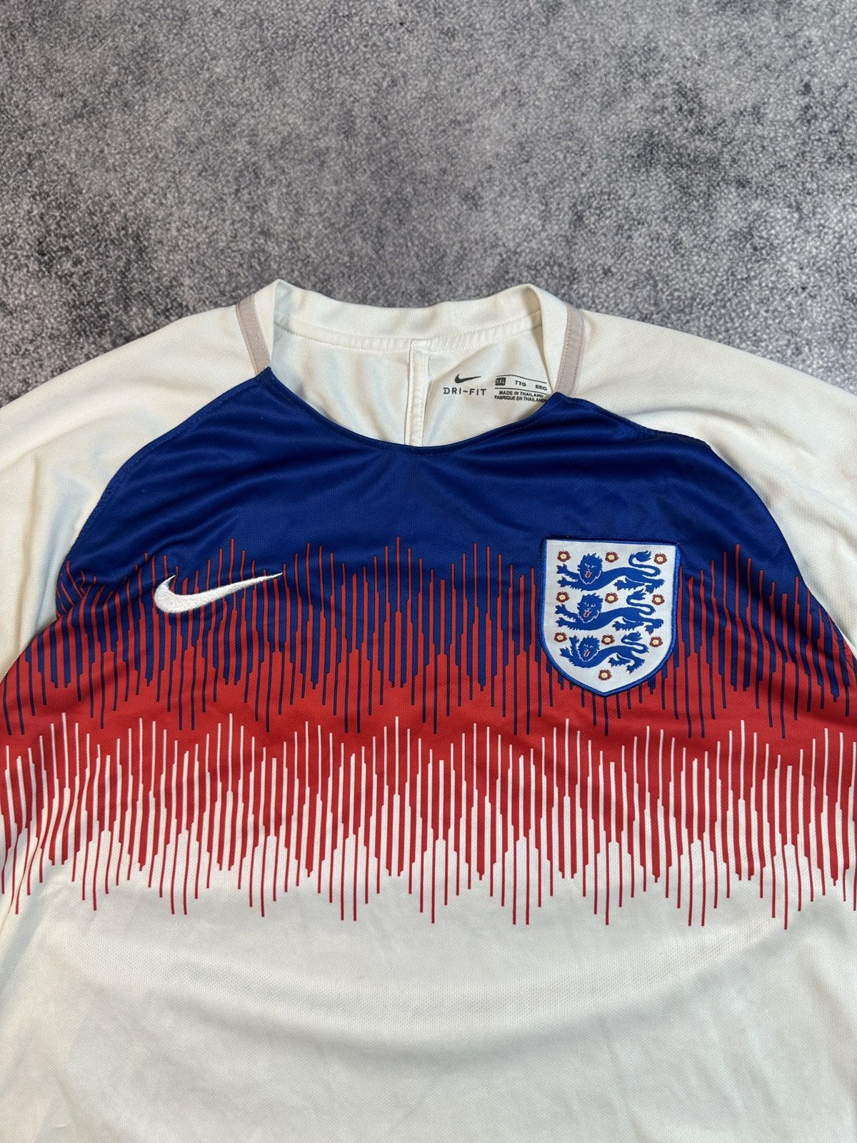 Vintage Nike England Playboi Carti Logo Soccer Jersey Blokecore XL Size US L / EU 52-54 / 3 - 2 Thumbnail