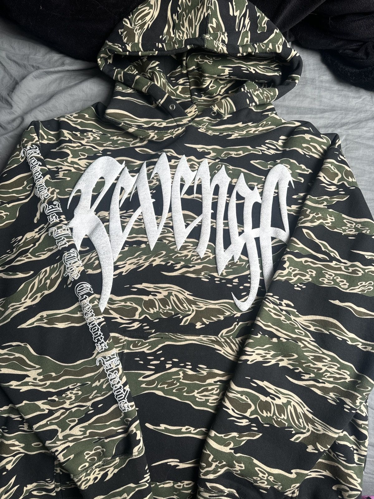 Revenge Revenge Tiger Camo Hoodie Size US M / EU 48-50 / 2 - 2 Thumbnail