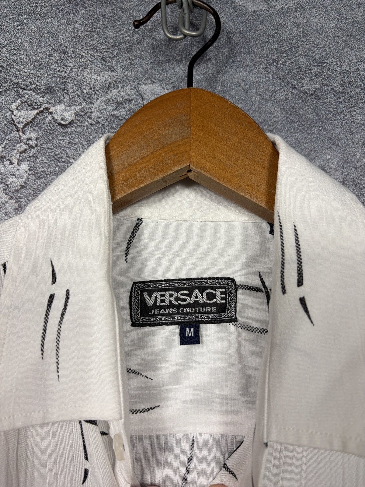 Versace Versace Vintage White Short Sleeve Pattern Shirt Size M Size US M / EU 48-50 / 2 - 6 Thumbnail