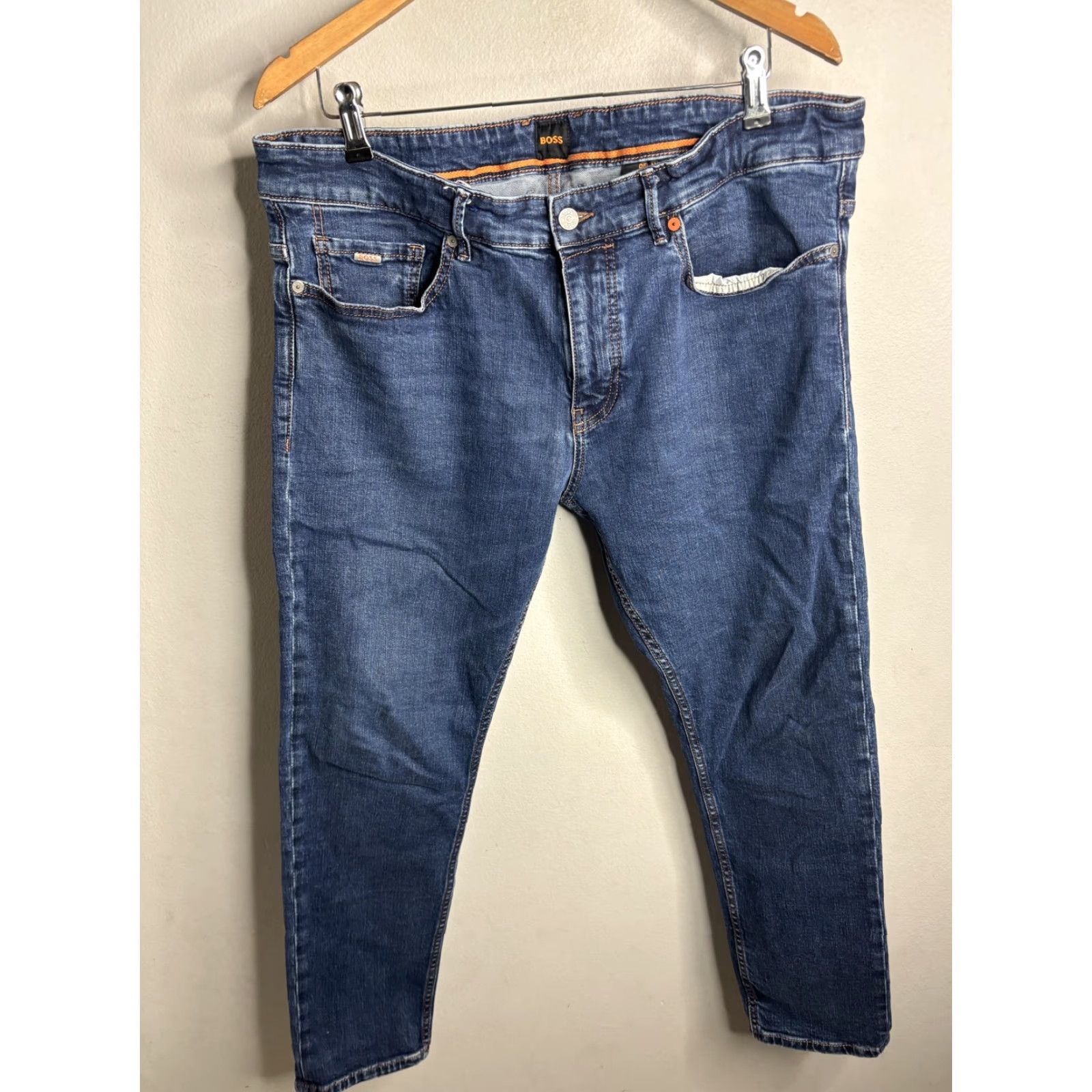 Vintage Boss Delano Jeans Mens 38x31 Blue Medium Wash Slim Tapered Denim 5 Pocket Pants Size US 38 / EU 54 - 3 Thumbnail